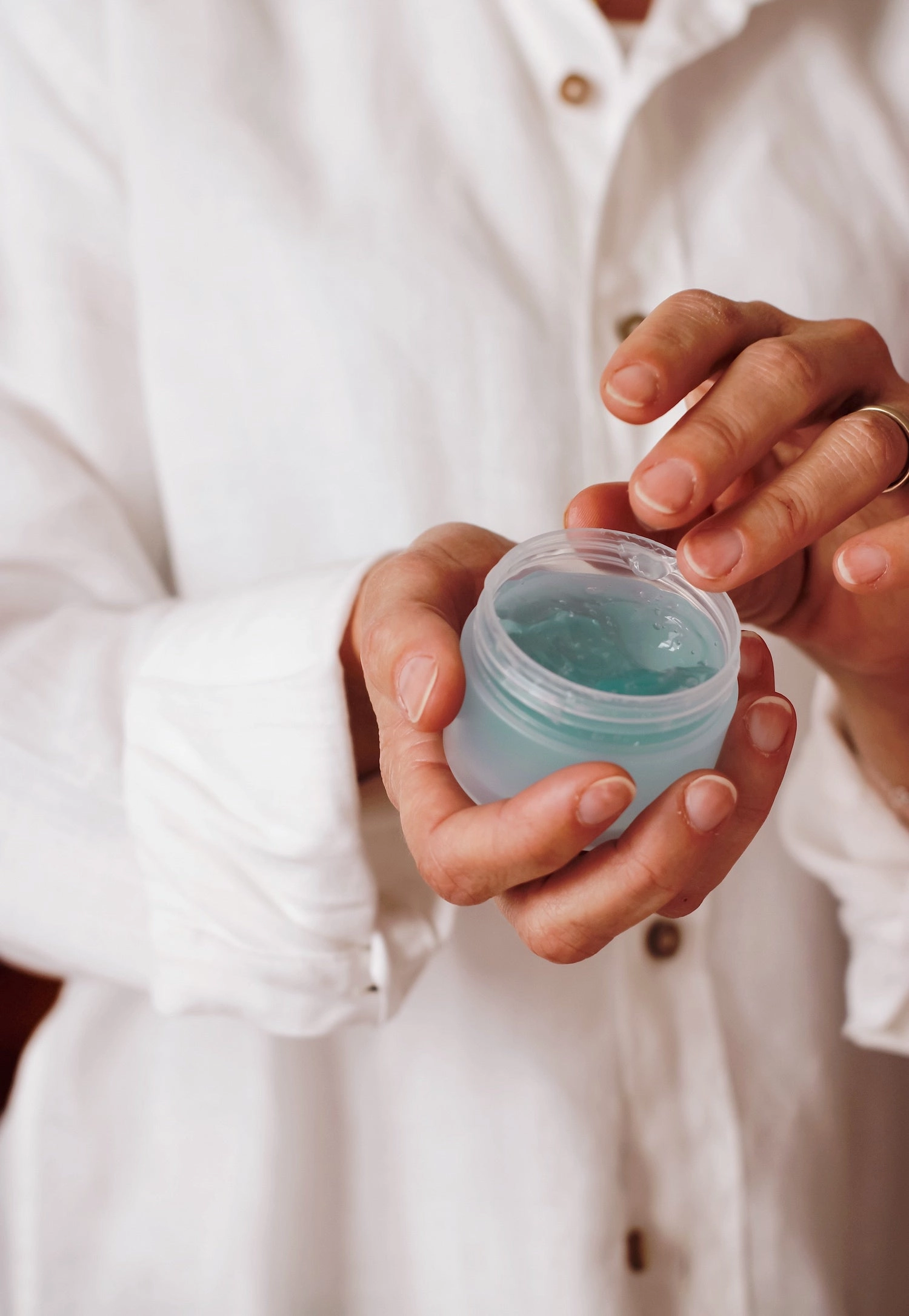 Portrait for an article comparing gel and cream moisturizers